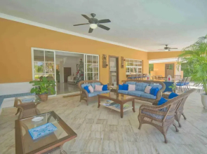 Large Golf View Villa With Pool Jacuzzi and Staff