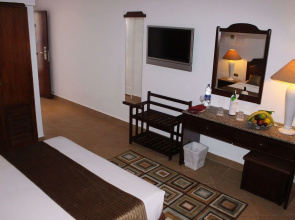 Отель Marlin Inn Azur Resort