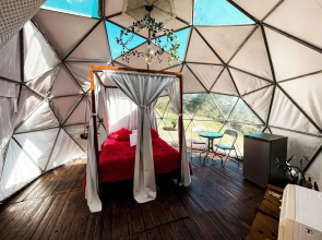 Glamho Resort