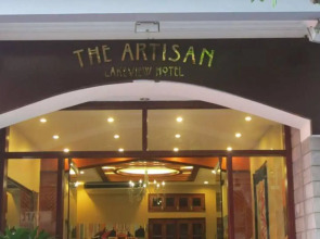 Artisan Lakeview Hotel