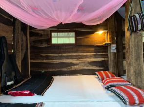 Plei Homestay & Café