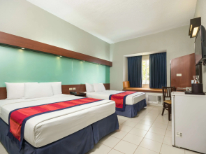 Microtel by Wyndham Eagle Ridge