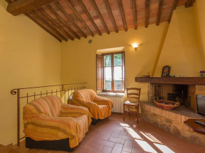 Beautiful Home in Monticiano SI With 2 Bedrooms