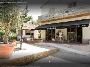 Residence de Porticcio, Youyoube