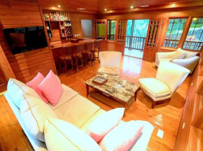 Villa Celeste Estate