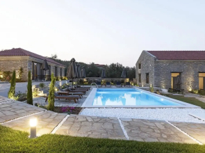 Lichnos Luxury Maisonette 2