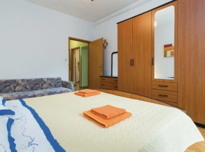 Awesome Home in Porec With Wifi and 2 Bedrooms