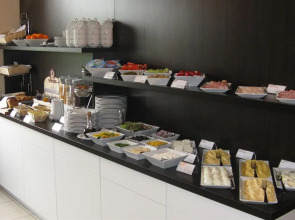 Hotel Wilanów Warszawa by DeSilva