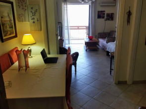 Sea view appartment 100m from the beach