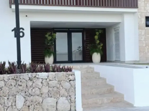 Luxury Escape Private Jacuzzi, Beach, Punta Cana Sleep 5