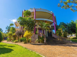 Shine Country Resort Hotel