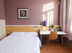 Sicily Hotel - Beijing Railway Station Temple of Heaven Dongmen Subway Station