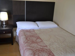 Urdesa Suites Hotel