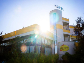 Hotel Select Wellness & Spa