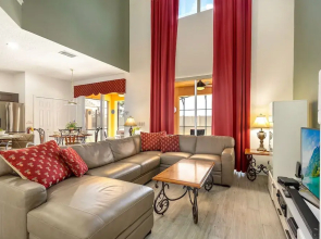 South Facing Pool, Spa & Games Room