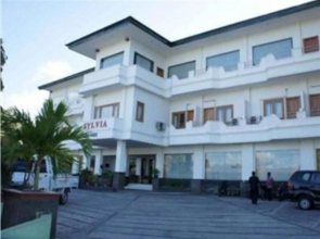 Sylvia Hotel Maumere