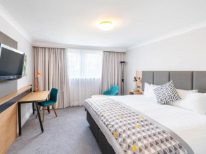 Holiday Inn Hemel Hempstead M1, Jct. 8 by IHG