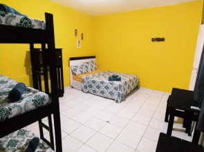 Proxima Estacion Hostel