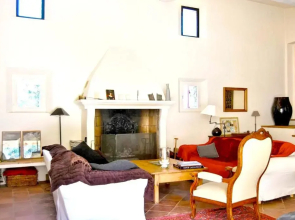 Villa de 4 chambres avec piscine privee jardin amenage et wifi a Ansouis