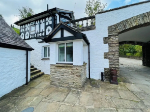 Pentre Cerrig Country House