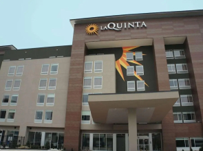 La Q. I. Oklahoma City Airport