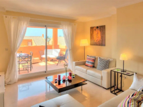 New 2017 Luxury 2 bedroom apartment NP13