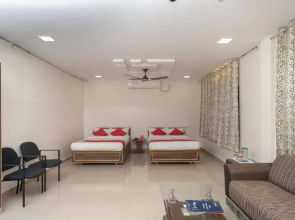 Sri Surya Guest Inn By OYO Rooms