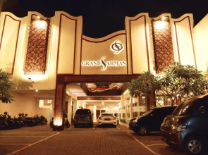 Grand Sahman Hotel