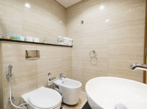 LUX - Marina Ocean View Suite 1