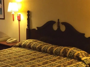Howards Inn Motel