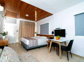 Helios Bay Hotel Apartments