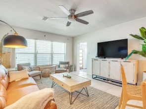 Walkable Florida Duplex: 2 Blocks to Cocoa Beach!