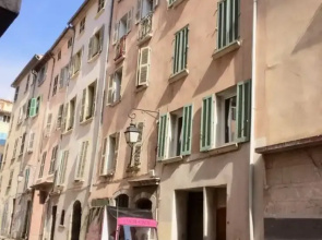 Apartment with One Bedroom in Toulon, with Wifi
