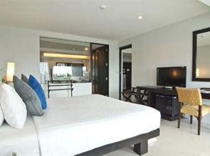 Отель Palmyra Patong Resort