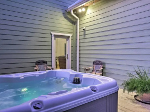 Johnson City Home w/ Hot Tub - Close to Wineries!