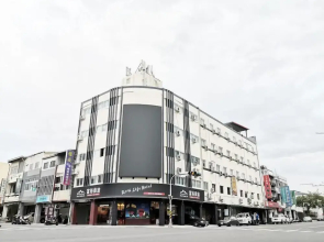 Cloud Izumi Cozy Inn