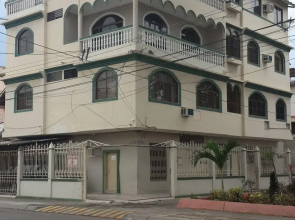 Del Sol Suites & Apartments