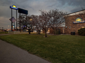Days Inn by Wyndham Fond du Lac