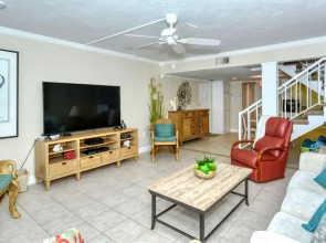 LaPlaya 202D Picture this from your lanai or sundeck Palm trees beach turquoise water and gorgeous sunsets