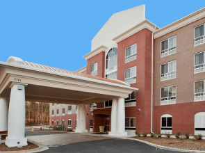 Holiday Inn Express Hotel & Suites Raleigh SW NC State by IHG