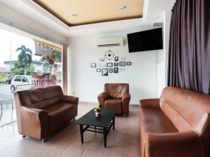 OYO 89341 Hotel Home 88