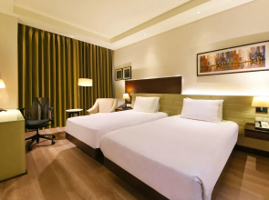 DoubleTree by Hilton Gurugram Baani Square