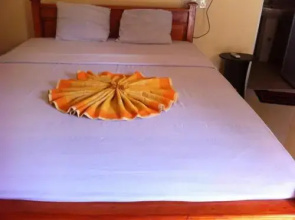 Nirwana Tourist Lodge