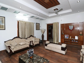 OYO 27055 Love Guest House