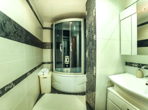 Апартаменты на улице Луначарского 1