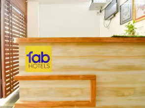 Fabexpress Shree Thakur- 700 Meter Away From Railway Station
