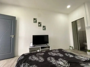 OYO Homes 90650 Na Homesuite