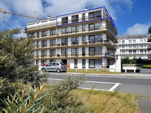 Apartment in Oostende Near the Beach