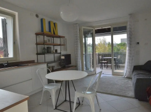 Apartment Berengario With Pool