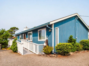 6125 Short Ave House by RedAwning
